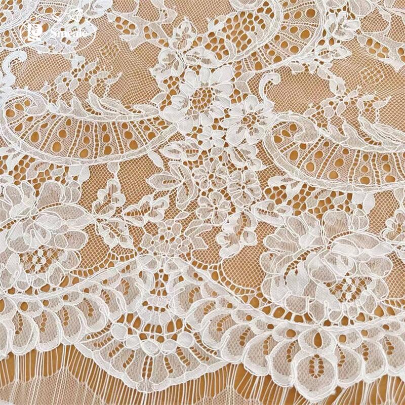 Wedding Dress Supply - 3 metri. Tessuto in pizzo con