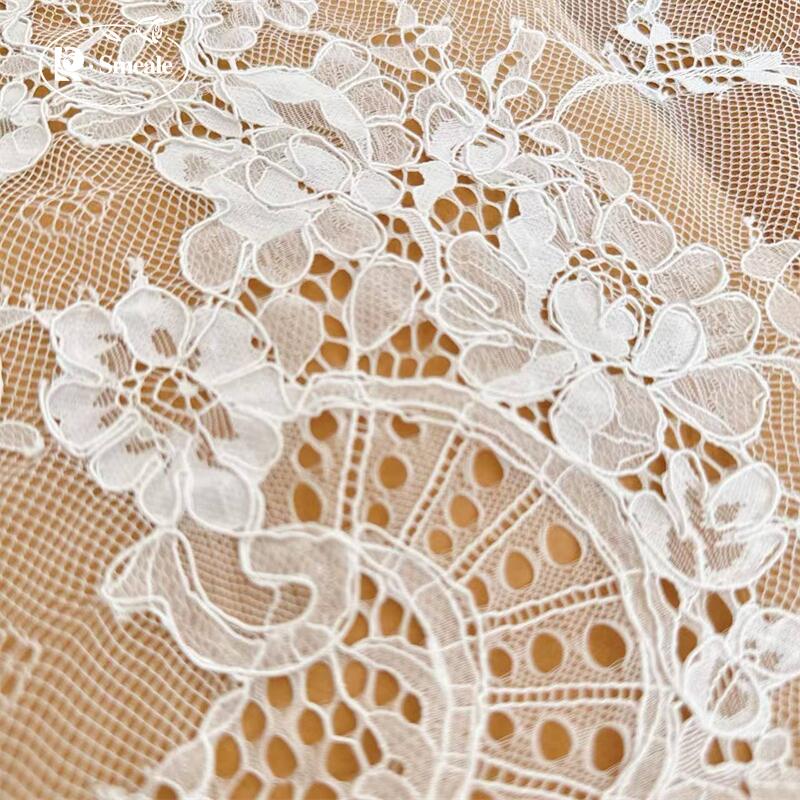 3 metri. Tessuto in pizzo con  - Wedding Dress Supply recensione e prezzo