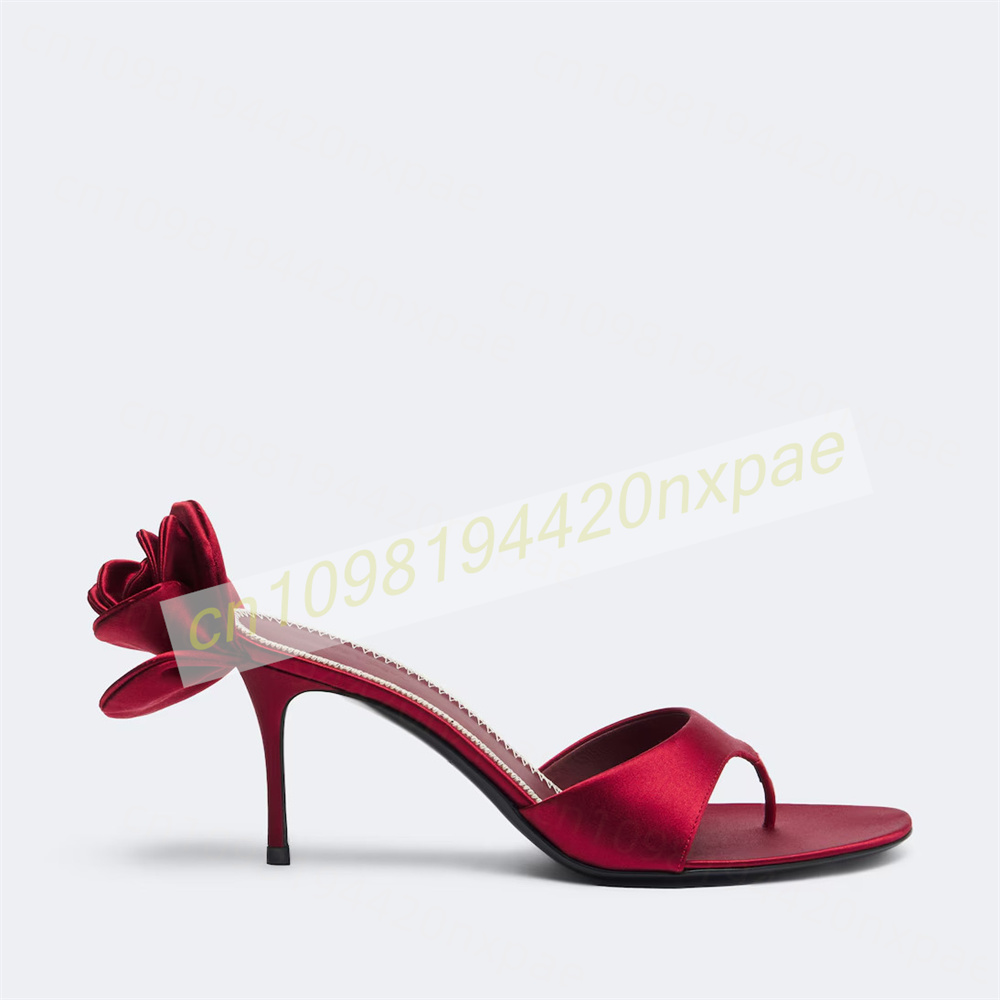 Sandali da donna rosso in raso - Wedding Dress Supply recensione e prezzo