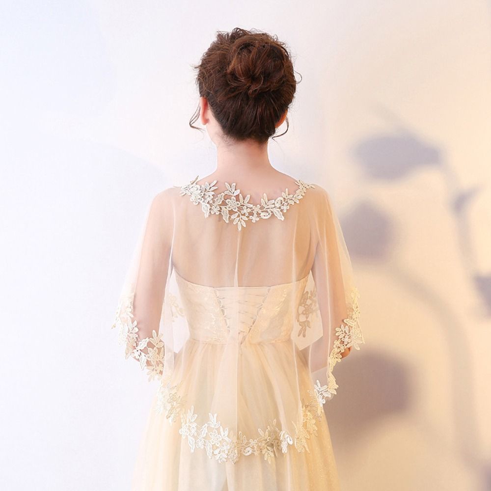 Mantelle per feste da sera di  - Wedding Dress Supply recensione e prezzo